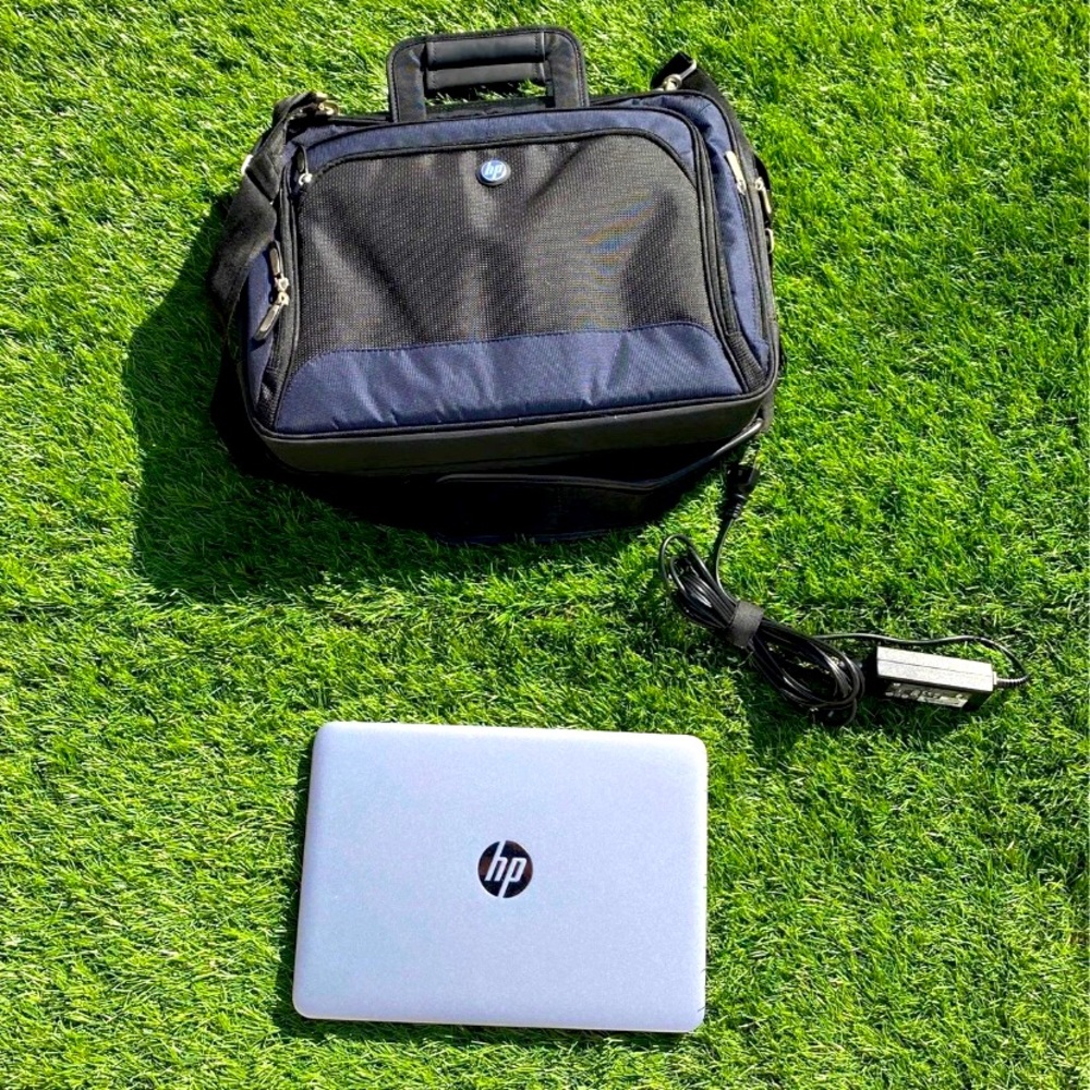 HP Elitebook 820 G3 8gb ram 256gb SSD